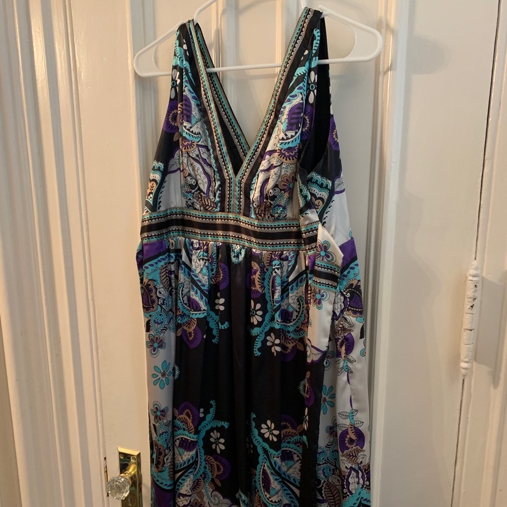 Paisley silk tie-back dress